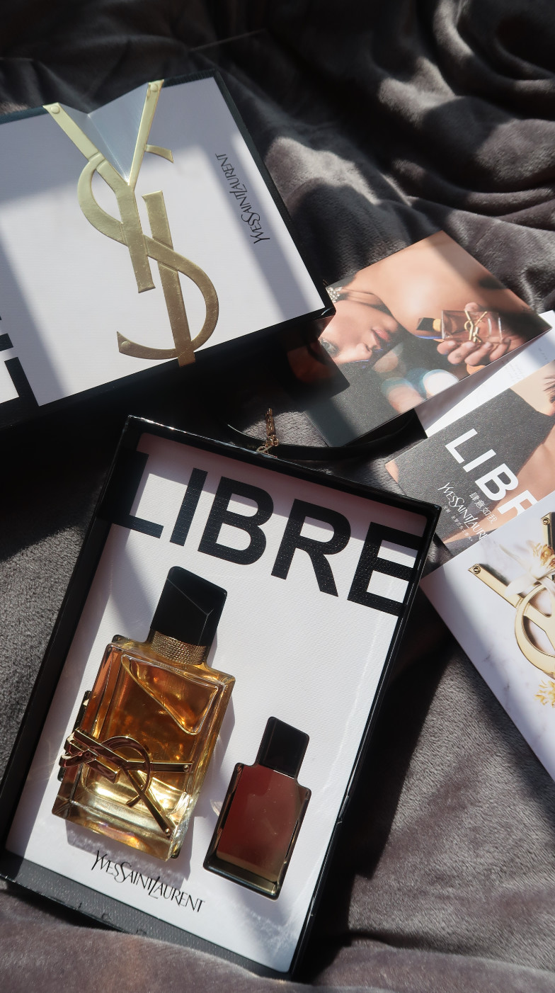 来抄“千元送礼”作业,为下个白色情人节做准备