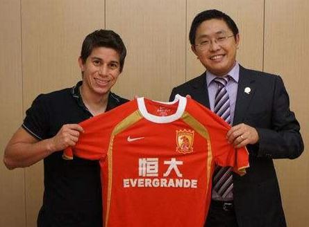 前几年许家印为足球烧钱,许家印的恒大足球靠什么盈利