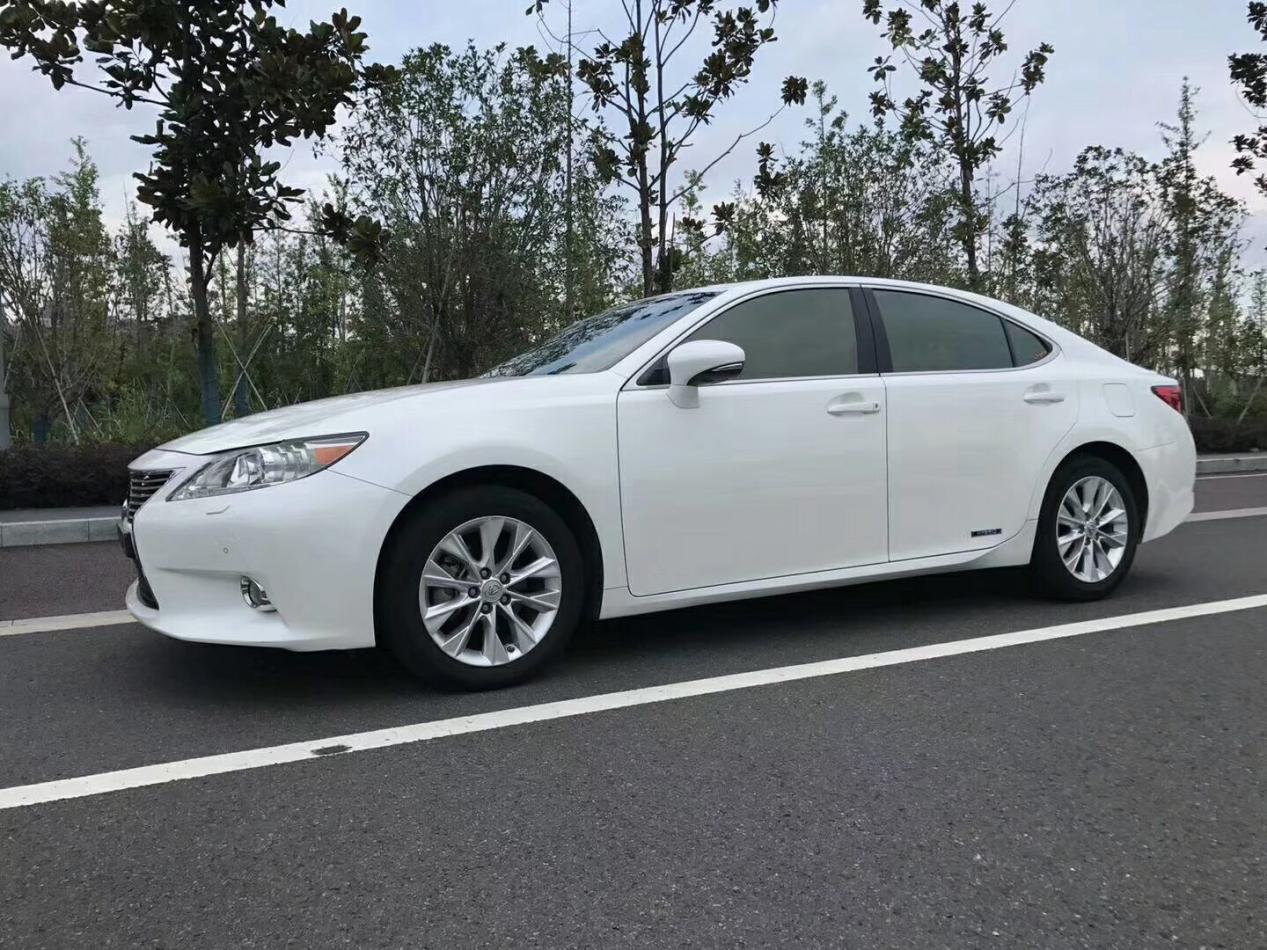 es300h跟亚洲龙混动真的一样吗,亚洲龙2.5双擎跟es300h有什么区别