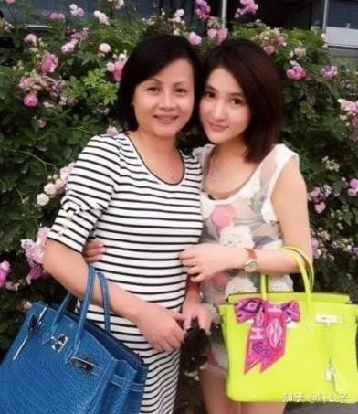 回顾郭美美的辛酸往事,郭美美进了几次监狱