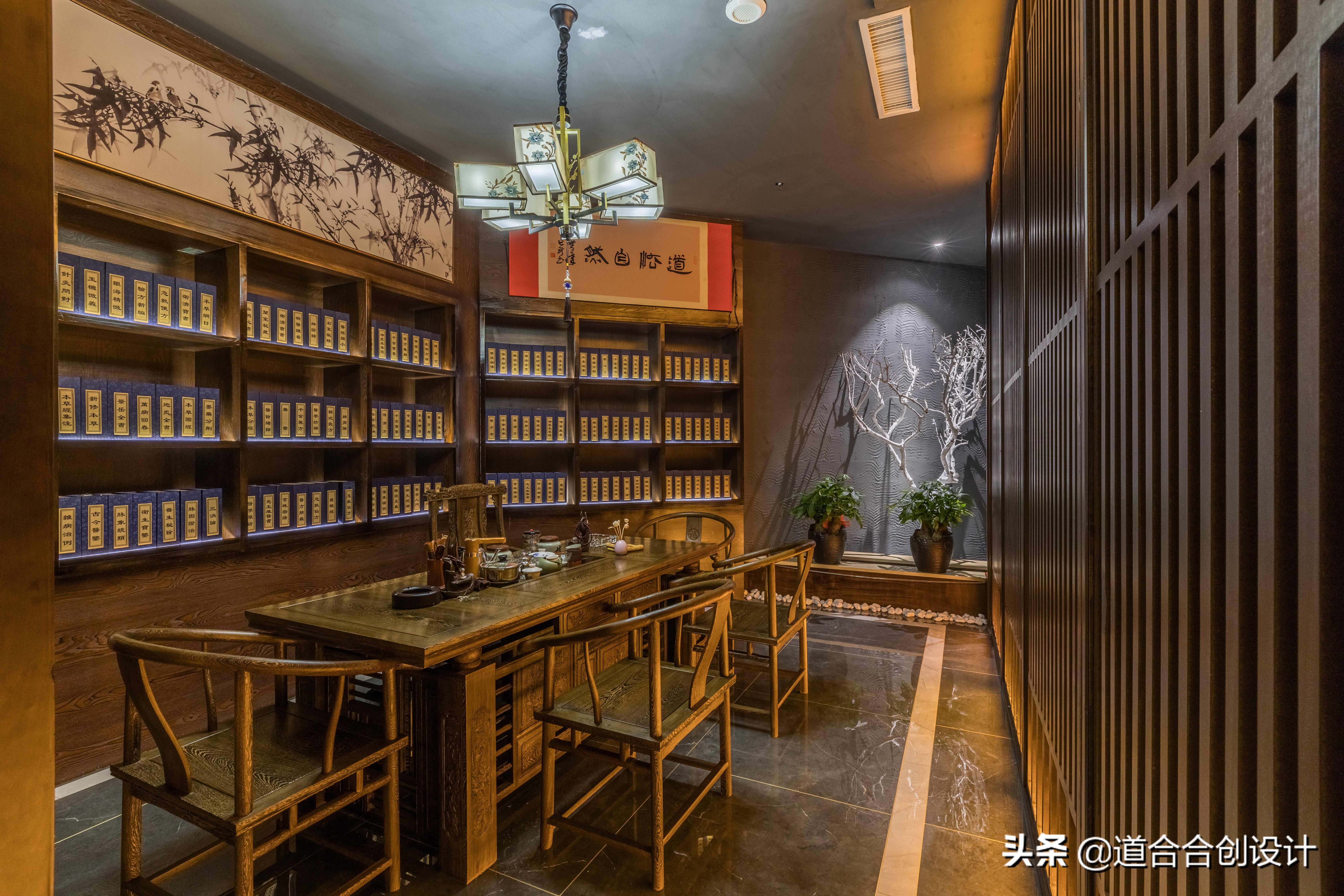 第一次跟女生见面去足浴店好吗,第一次和女孩约会去养生馆合适吗