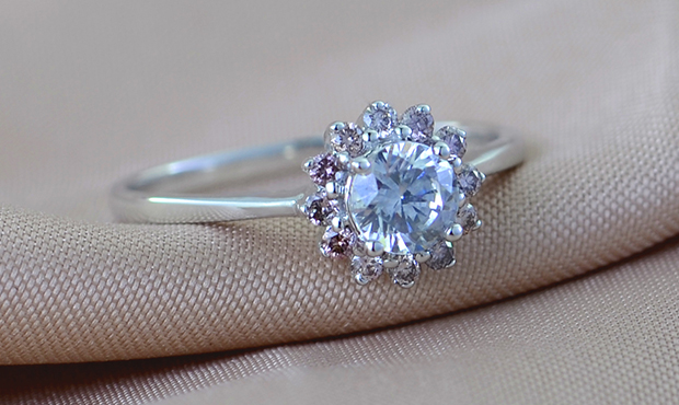 白金钻戒和钻石戒指有什么区别 (钻石钻戒的种类及价格)