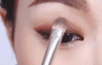 单眼皮新手怎么画眼妆简单的教程,单眼皮日常眼妆怎么画显大又干净