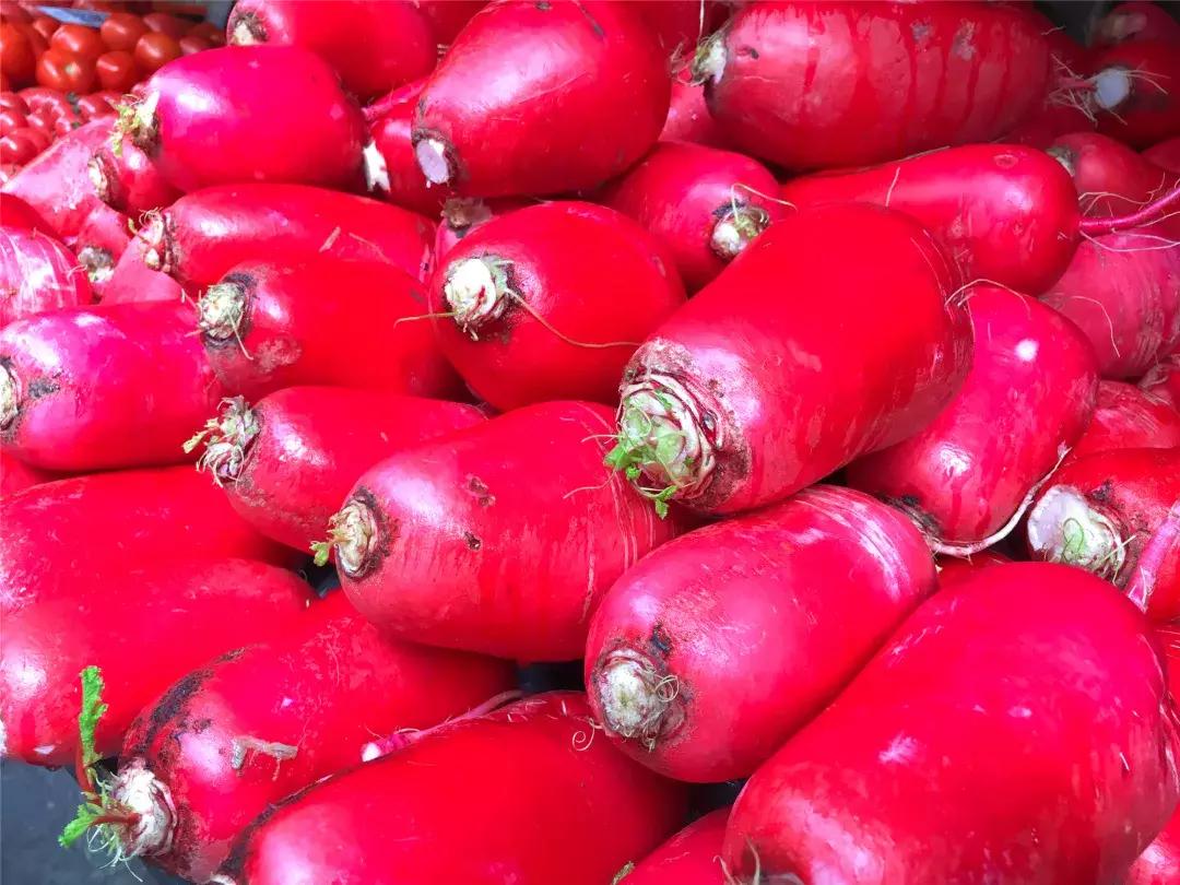 菜市男孩视频素材,菜市场男童