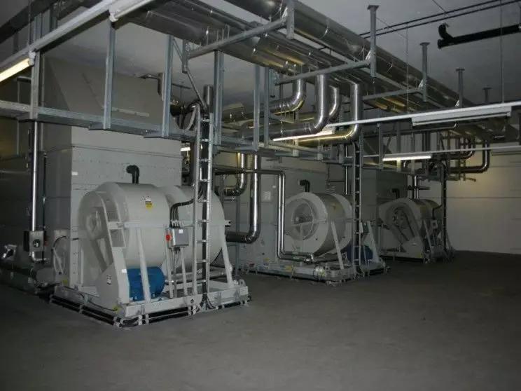 你看过的黄片，可能存在一个叫赛博庞克的国家里