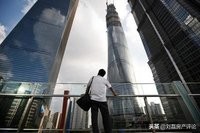 高位买房的年轻人怎么自救,高价买房现在亏了又失业怎么办