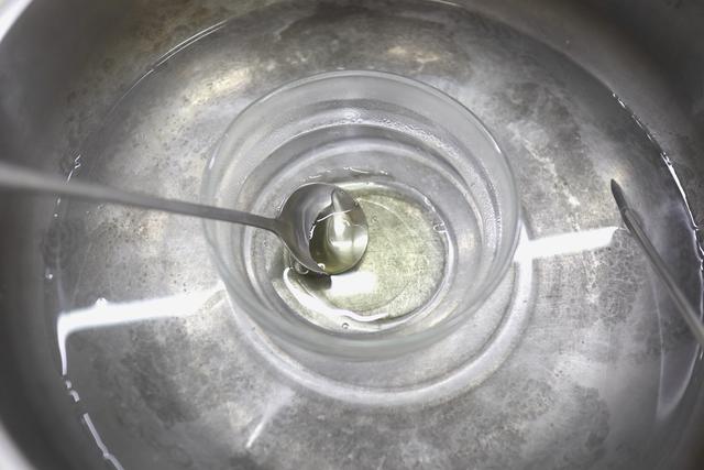 血糖高的人偶尔吃蛋糕可以吗,动物奶油蛋糕血糖偏高的人能吃吗