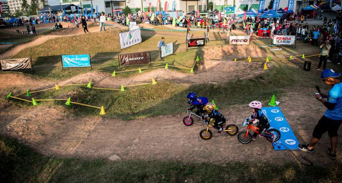 《传奇的诞生》给众家长提个醒，想孩子有出息，便要做传奇的父母