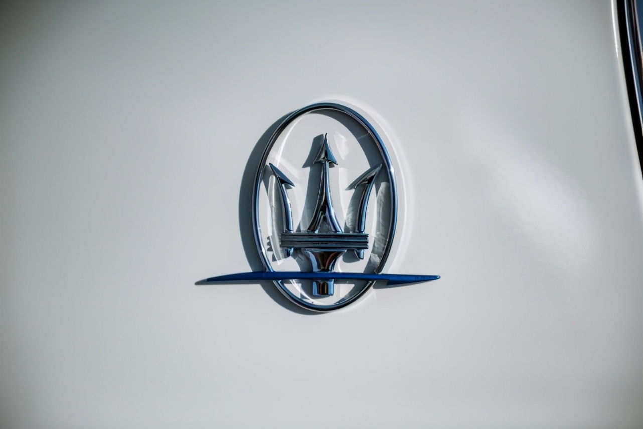 玛莎拉蒂ghibli3.0t声浪sport模式,玛莎拉蒂granturismo2023款声浪