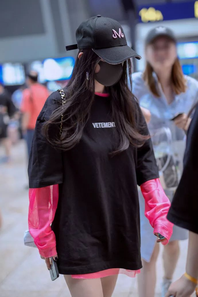 杨幂同款网纱防晒打底衫,杨幂黑网纱打底衫