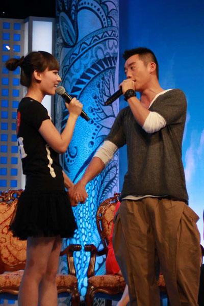 八佰郑恺说的啥 (郑恺八佰镜头合集)