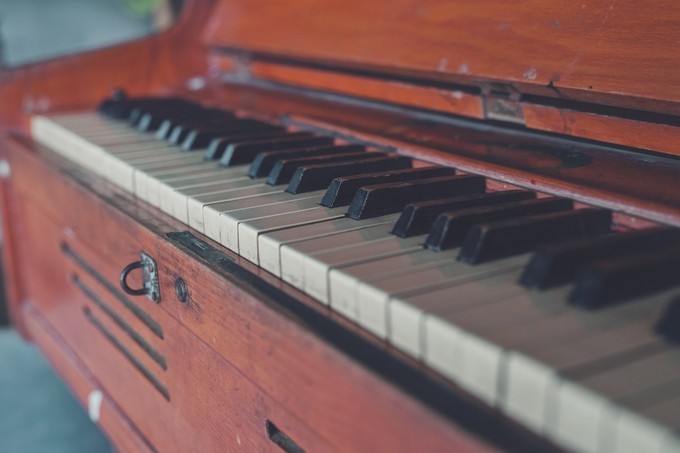 心中有桃花源何处都是山水间,心中若有桃花源何处是水云间