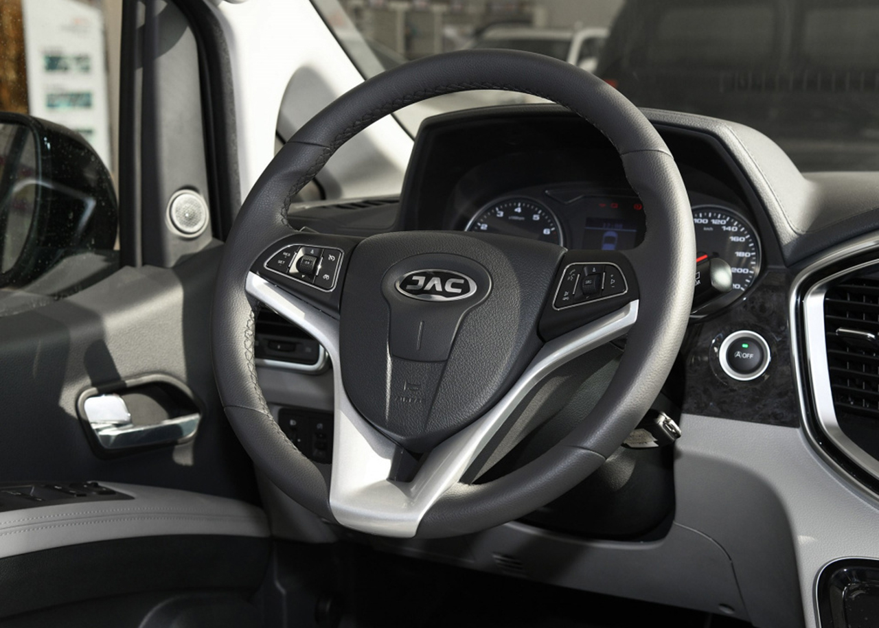 江淮瑞风m3和m4选择,江淮m3和mpv