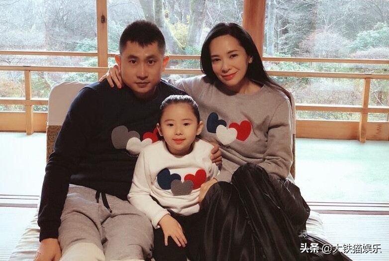 9位老牌女星今昔颜值对比,年轻时颜值惊艳的15位女星