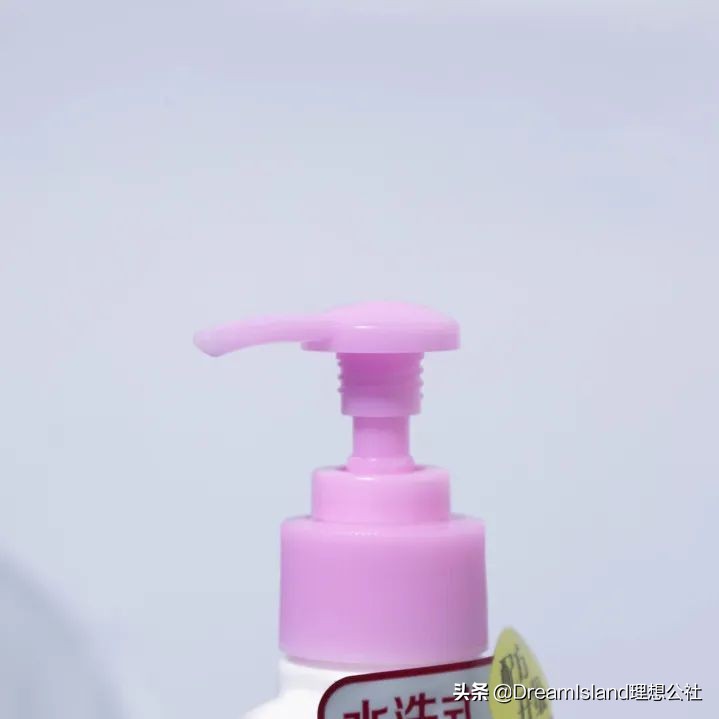 全方位测评五款热门平价卸妆产品 (13款热门平价卸妆产品)