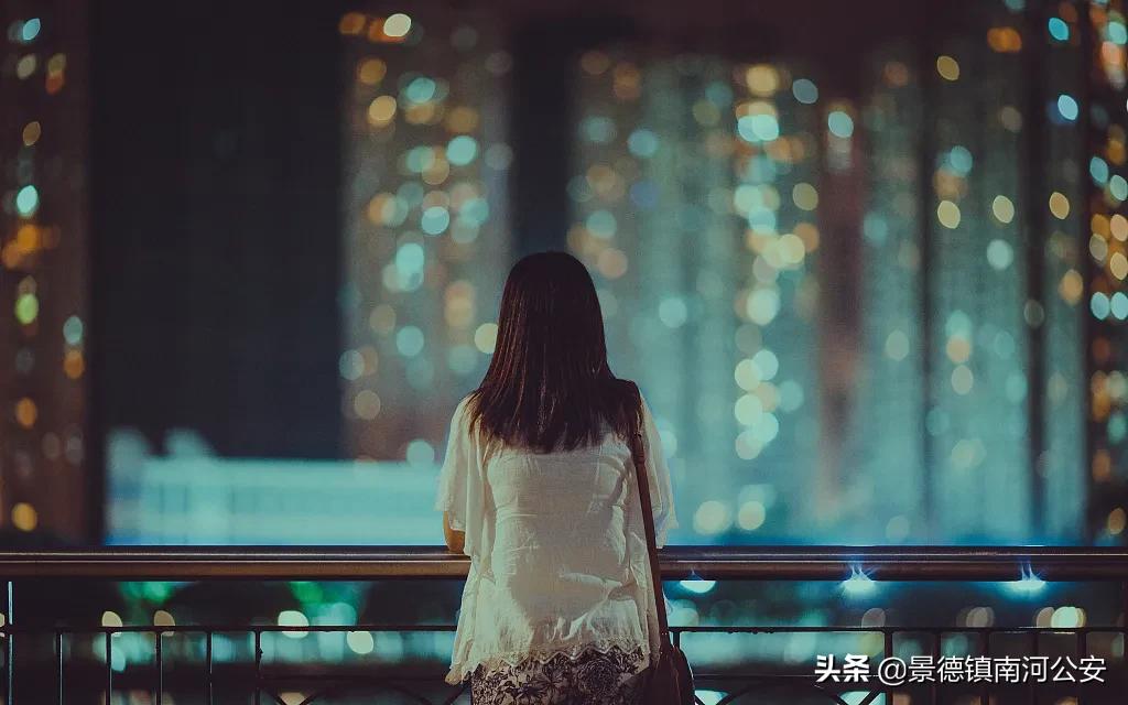 疫情之下发的朋友圈,疫情之下的夜晚格外寂静