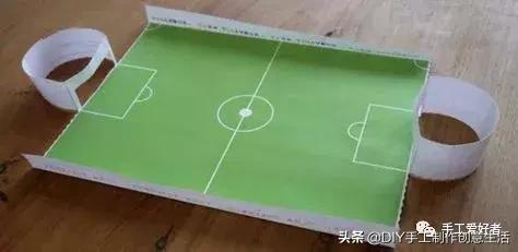 球迷爸爸靠指偶游戏带娃，手工制作的指偶乐趣多