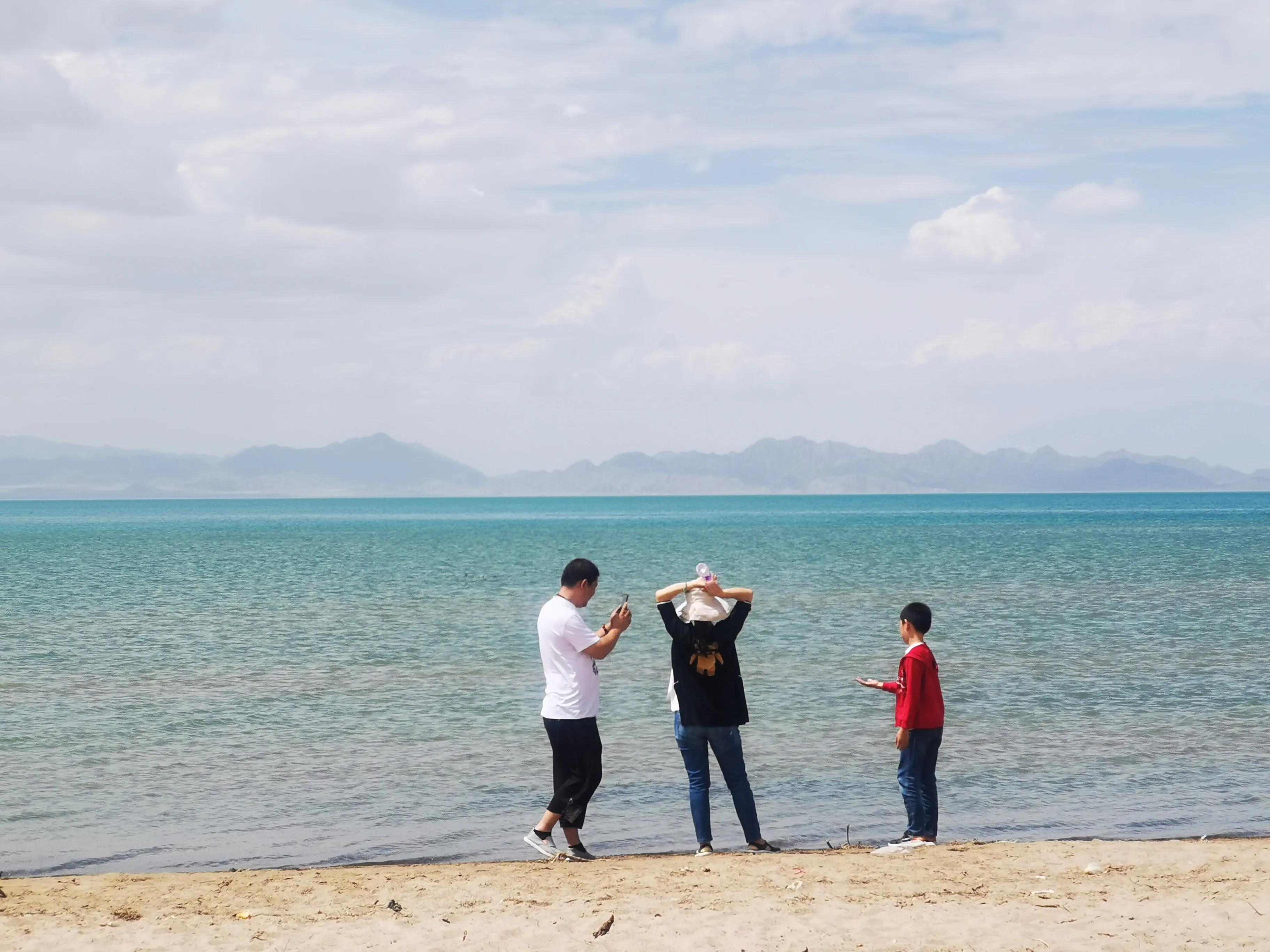 自驾青海沙漠旅游路线攻略,青海七彩丹霞自驾游攻略
