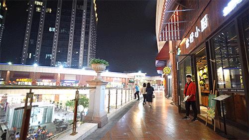 寰愬窞涓滃尯璐墿娈垮爞,寰愬窞涓滃尯浜烘皵璐墿涓績