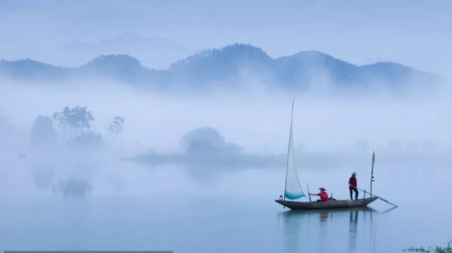 品牌服装销售员卖衣服视频,服装最火销售方法