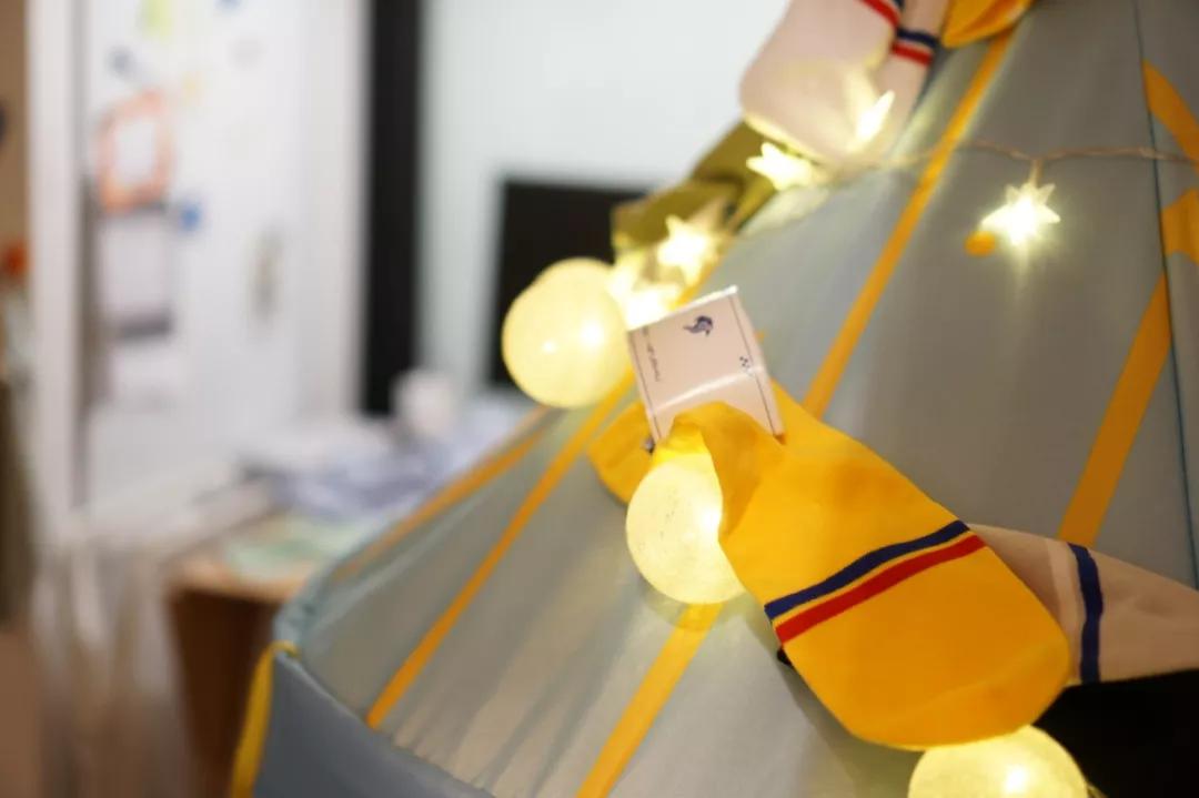 上海申花接地气鞋,上海申花足球袜