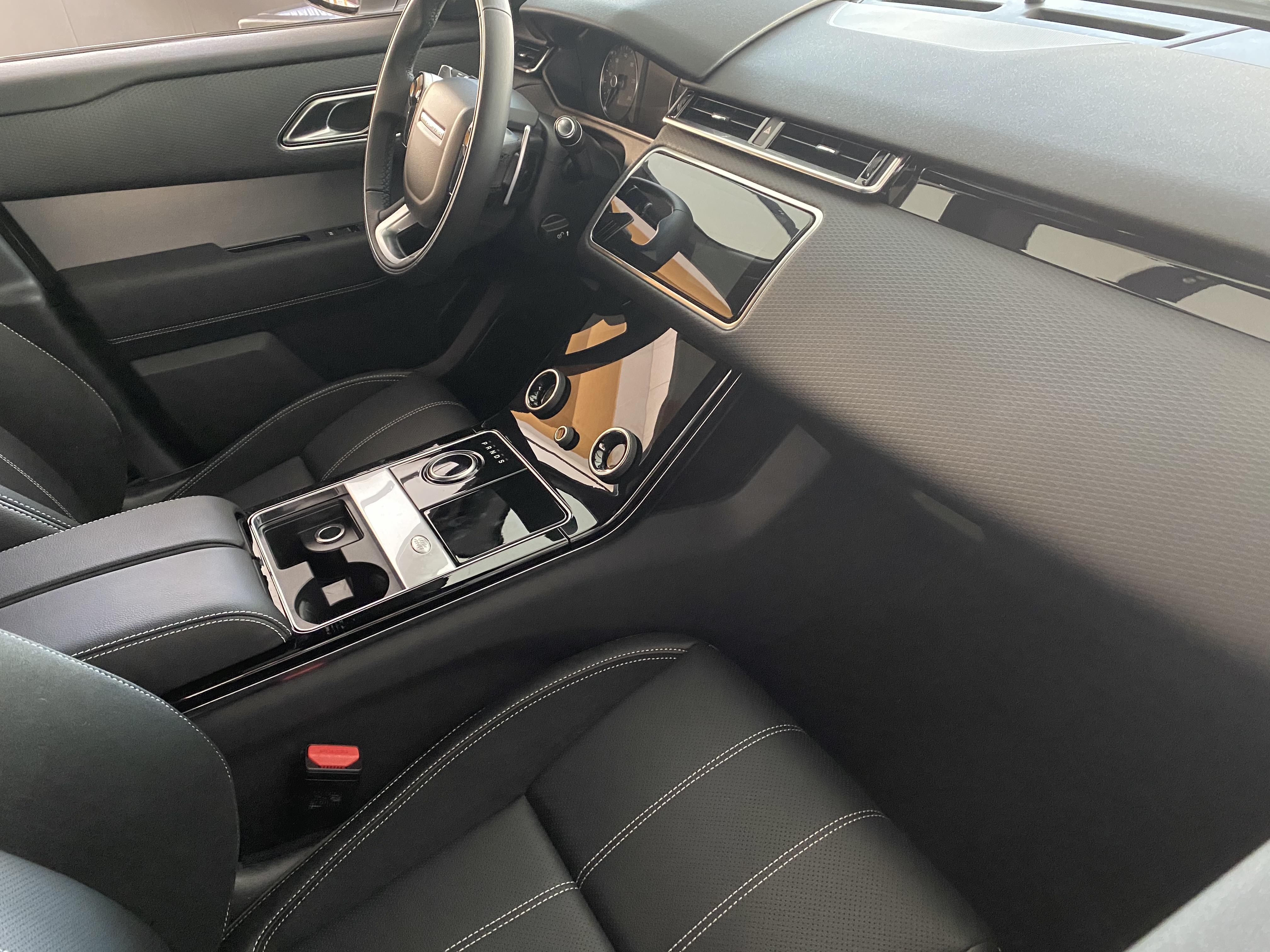 路虎揽胜星脉炫酷视频,路虎揽胜最美视频