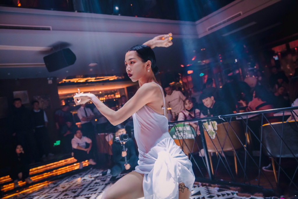 范范街舞最新视频,街舞范范个人资料及图片