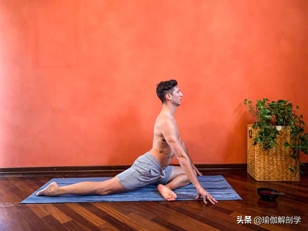 男士初学瑜伽从零开始,男士练瑜伽从零开始