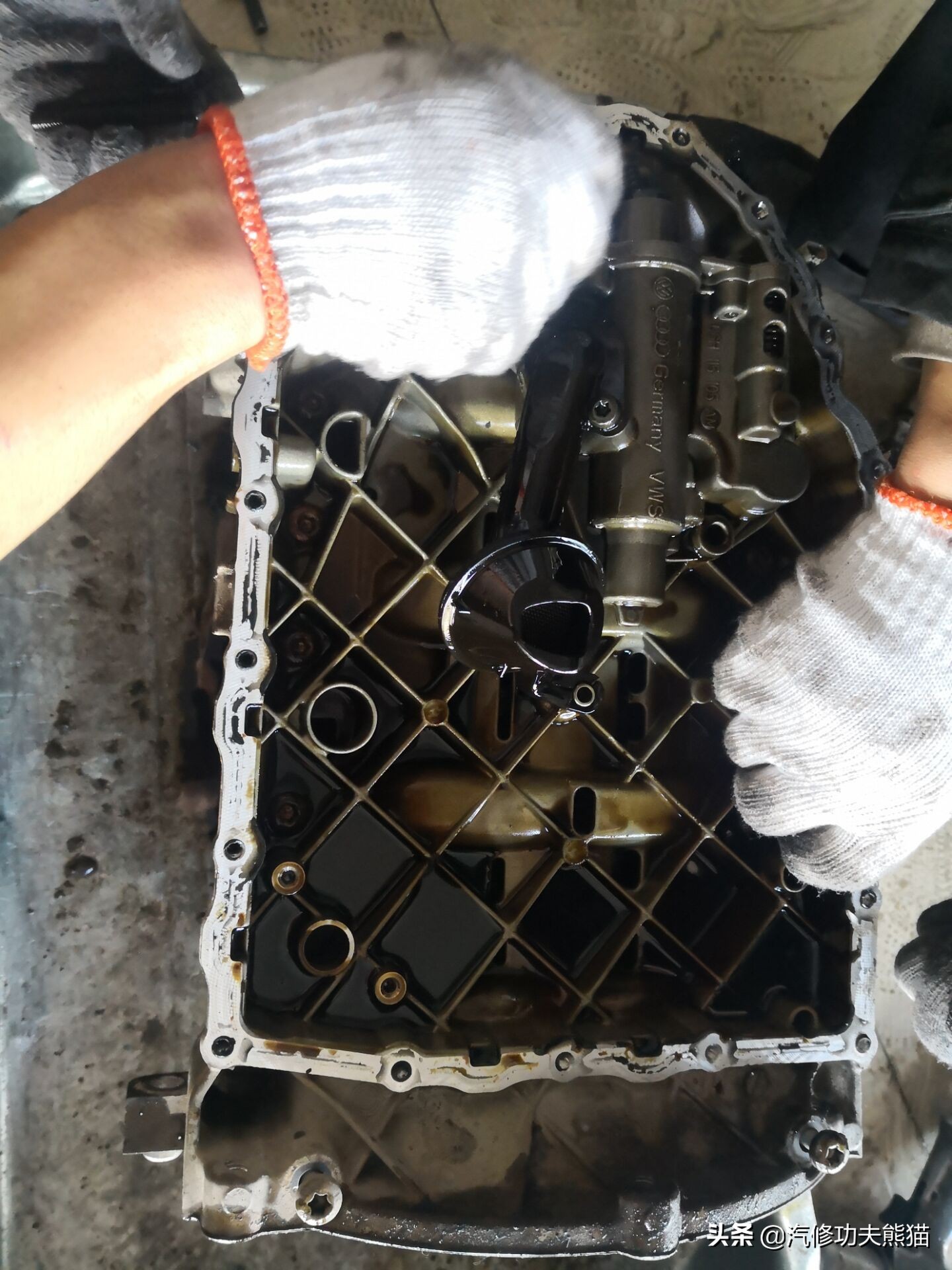 大众夏朗2.0t三代烧机油解决方法,大众夏朗1.8t烧机油