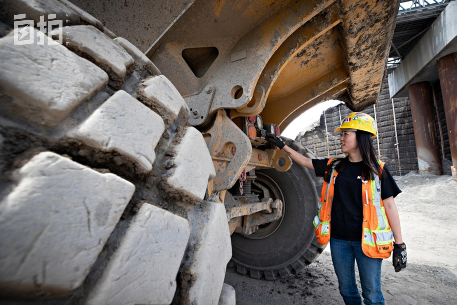 在加拿大放弃学位开挖掘机,在加拿大开挖掘机