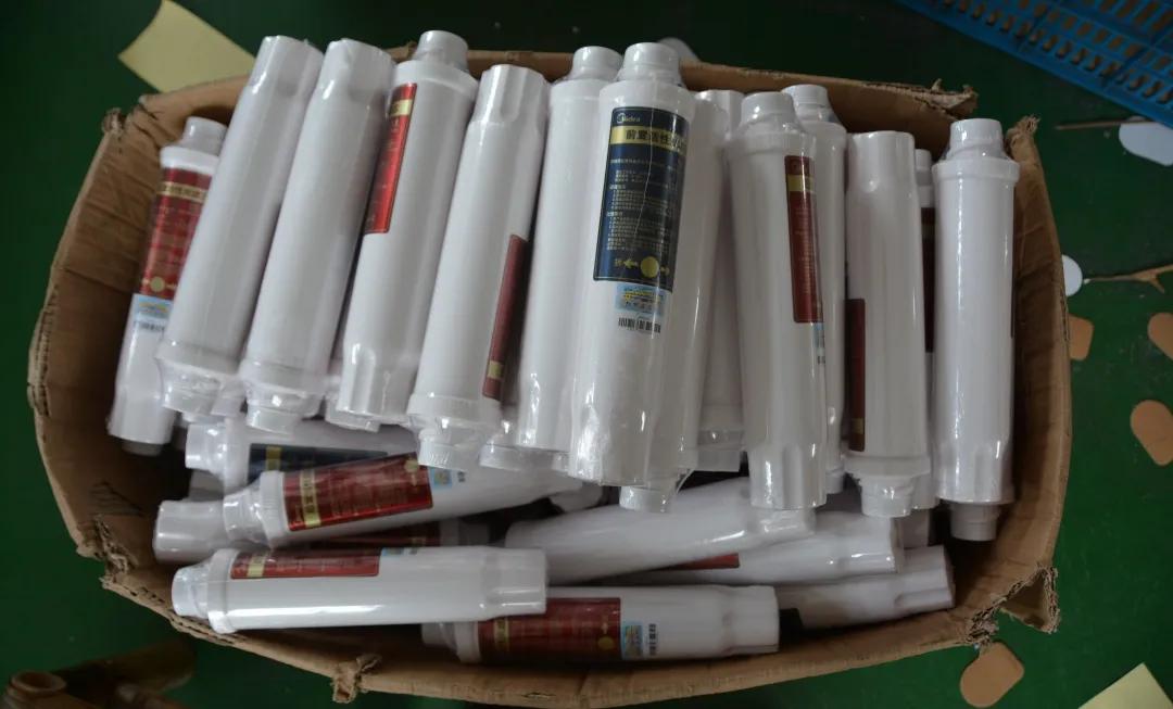美的净水器造假案,315曝光美的净水器滤芯打假