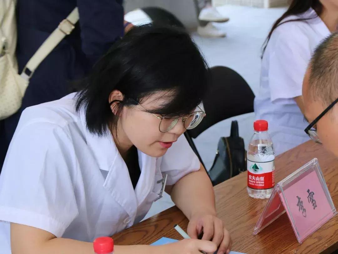 首站告捷!万人防治痛风活动27日在厚街成功举办