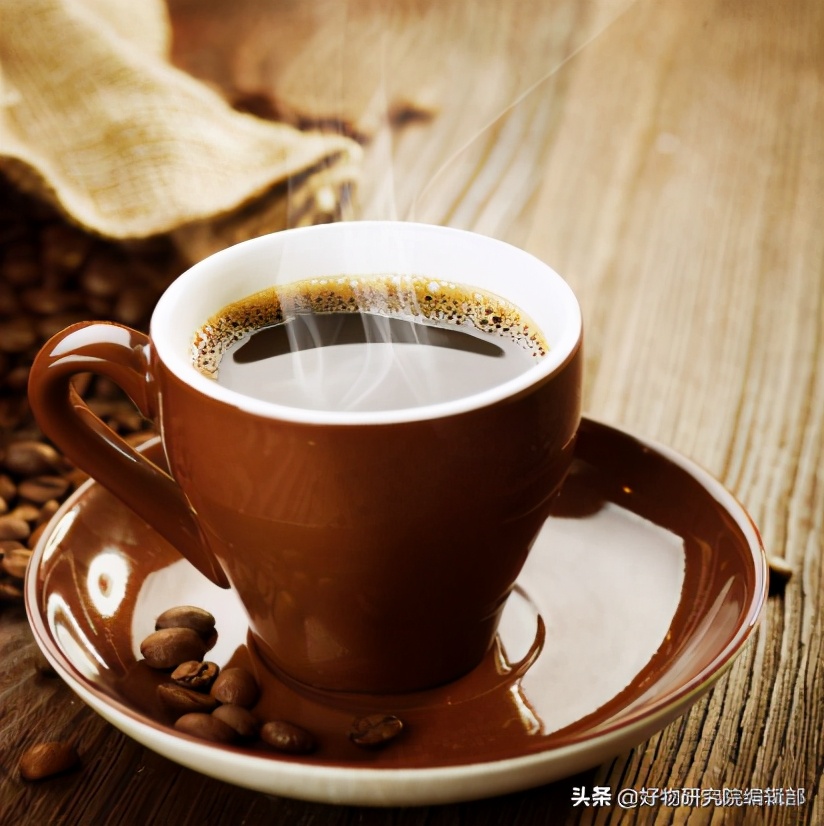 星巴克开600家新店计划，遭日本老牌打乱，2块喝一杯意式咖啡