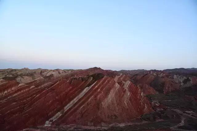 她的美是你无法企及的,她的美是不可方物的美