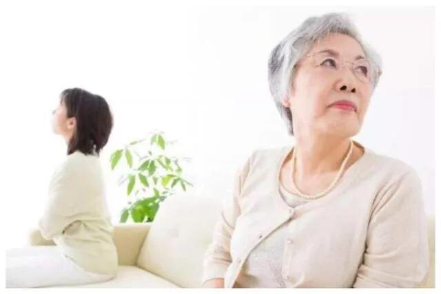 和长辈出现育儿分歧，与其隐忍或争吵，不如主动让自己强大起来