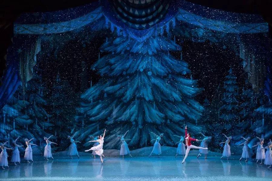 娆ф床鐪熺殑绂绘垜浠緢杩滃悧,娆ф床閭ｄ簺琚拷鐣ョ殑缇庝附鍩庡競