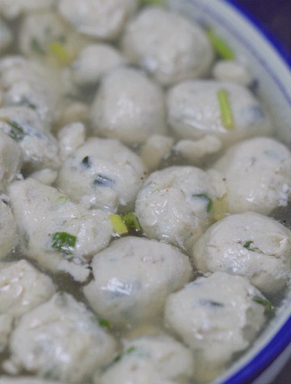 这个最适合冬天来的北方小城，光是海鲜就能让你吃回票价