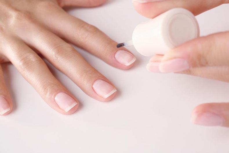 新手指甲油入门安全距离,新手指甲油选什么颜色