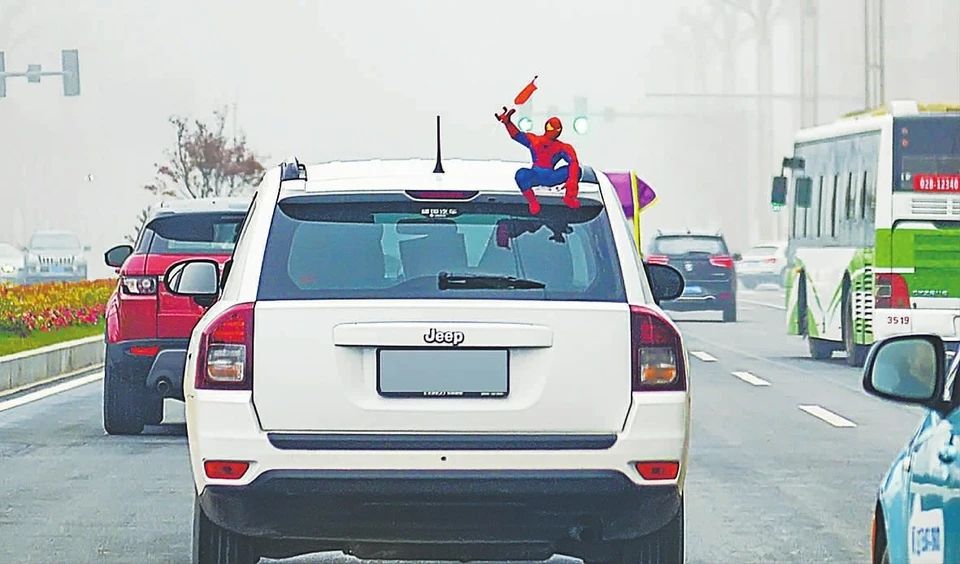 那些令你惊讶的车贴,你们还见过哪些车贴