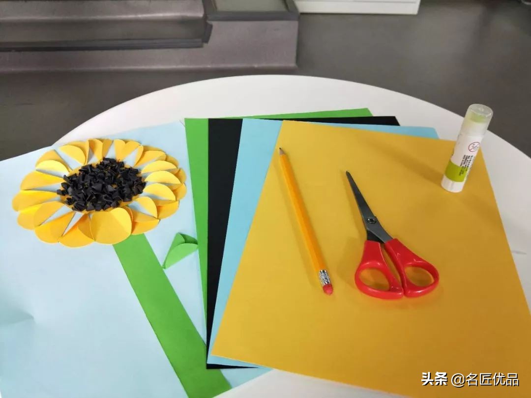 幼儿园向日葵绘本手工制作简单的,向日葵手工diy图片大全大图