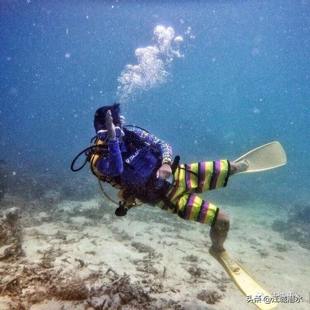 潜水会浮起来怎么办,如何潜水在水底不浮起来