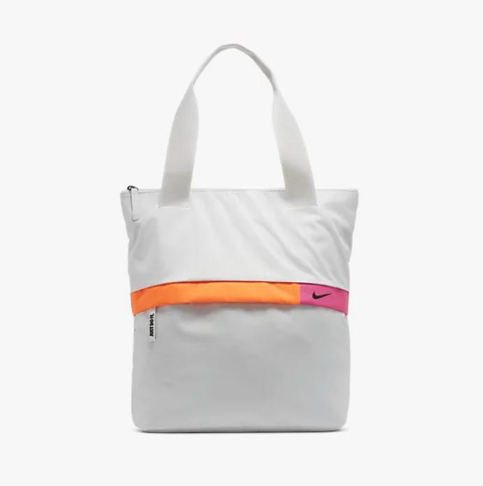 nike健身包女推荐,nikeair2020和2019区别