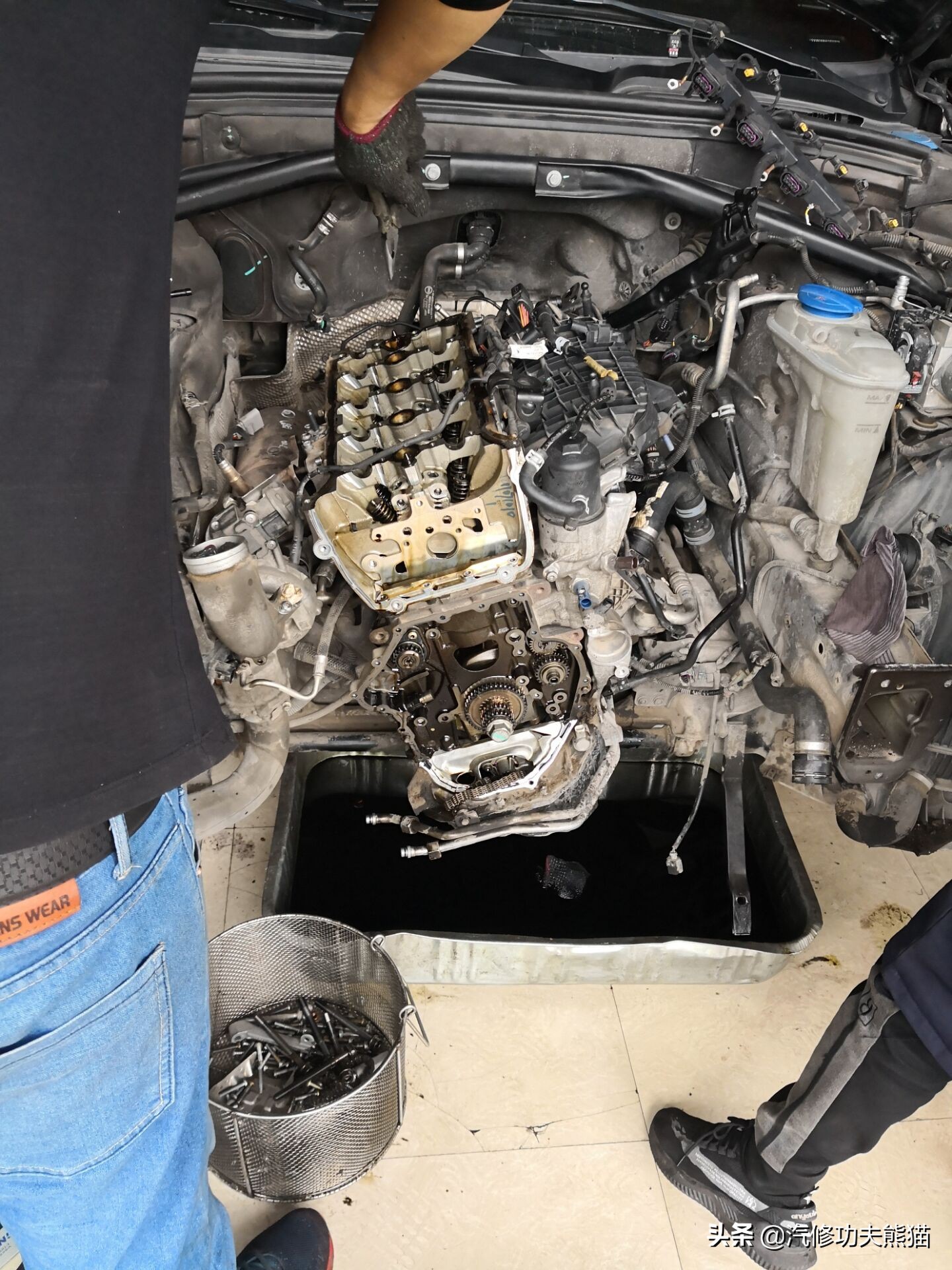 奥迪第三代ea888怎么还烧机油,奥迪的三代ea888烧机油吗