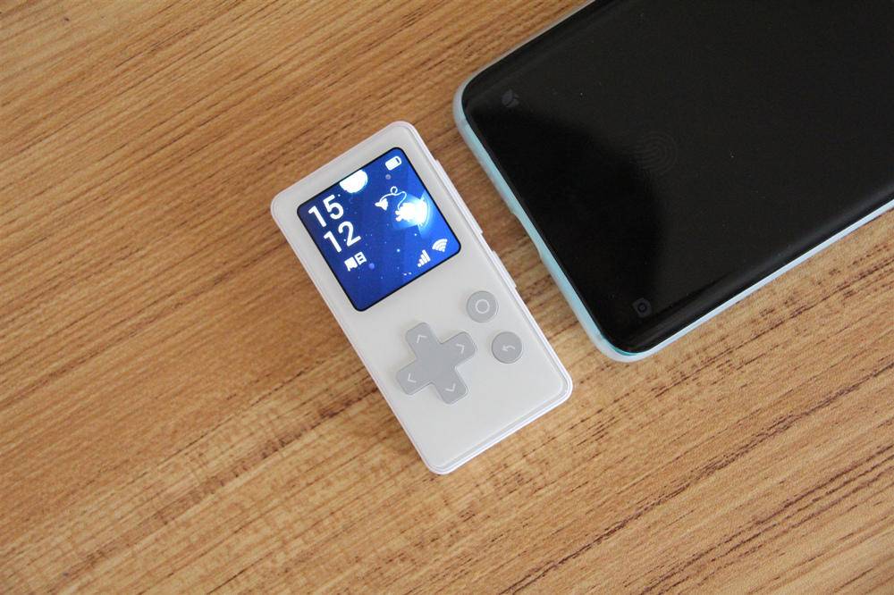 小爱同学不用插卡也能用,儿童智能电话不插卡能用吗