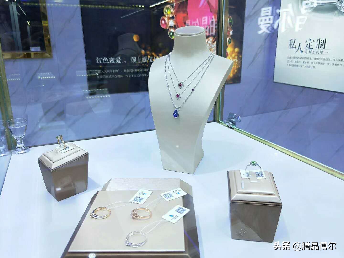 水晶饰品加盟排行榜,水晶珠宝店加盟技巧