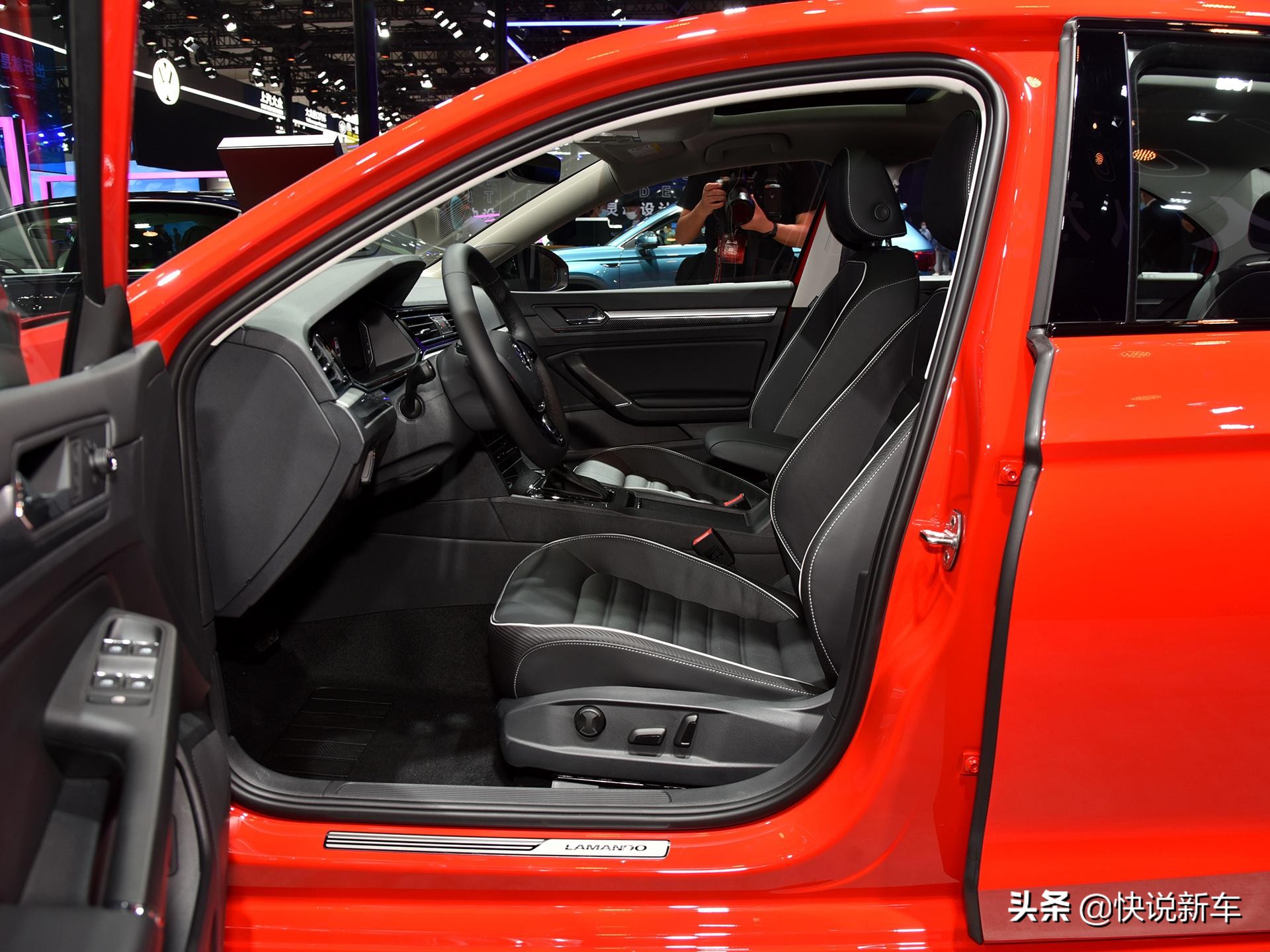 2021年大众凌渡红色带尾翼,大众汽车凌渡报价及红色图片