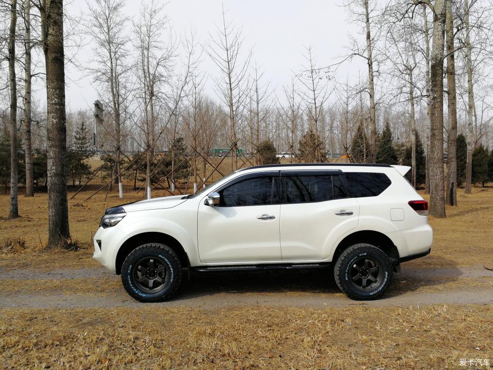 途达2021款2.5t柴油版越野视频,2021款途达四驱七座越野视频