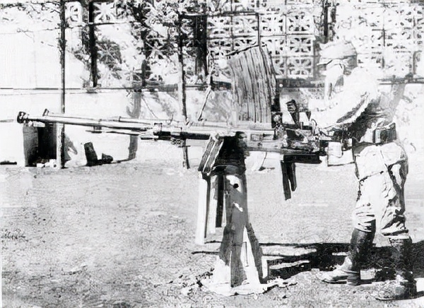 二战98式Ke-Ni轻型坦克车族