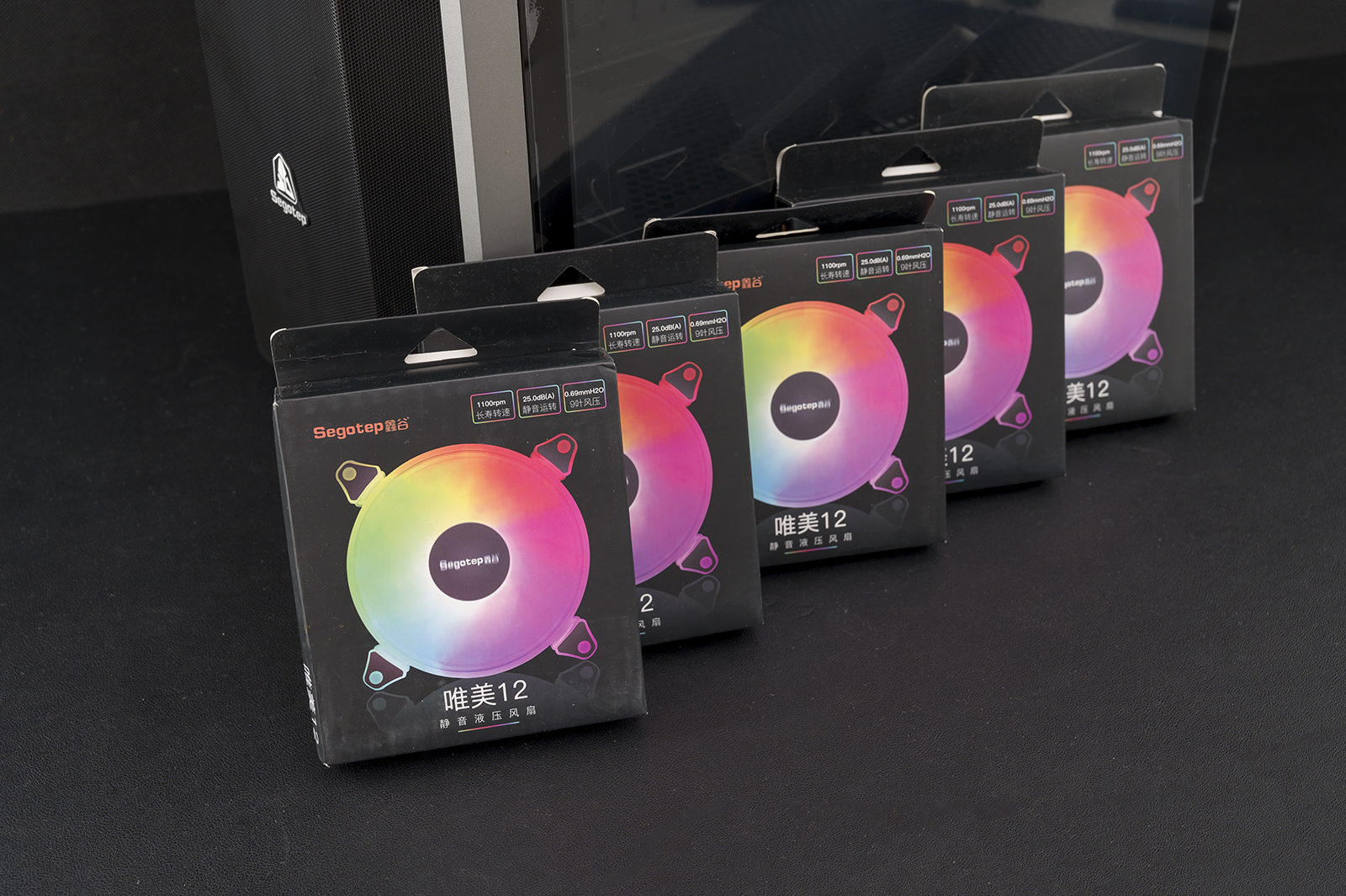 装了这个灯，我就是这条街最靓的仔，玩转全塔RGB主机