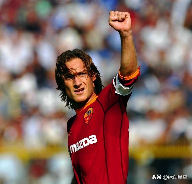 足坛9号球衣代表人物,足坛明星9号球衣是谁的